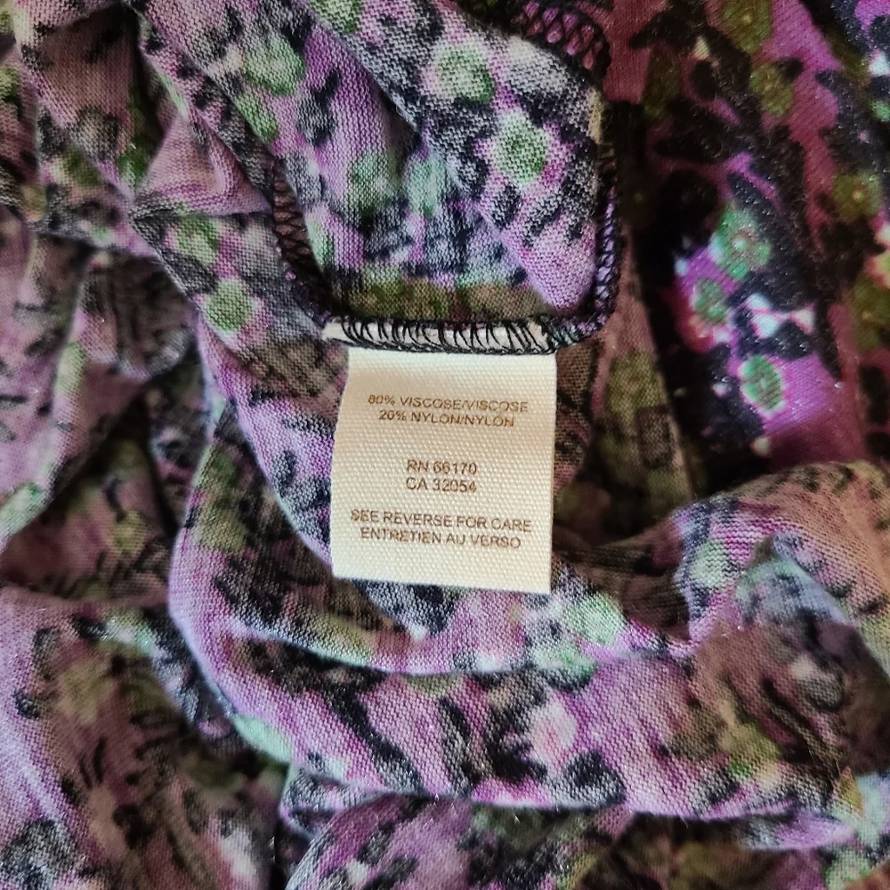 Free People Size Small Bohemian Purple Black Floral Scoopneck Babydoll Blouse